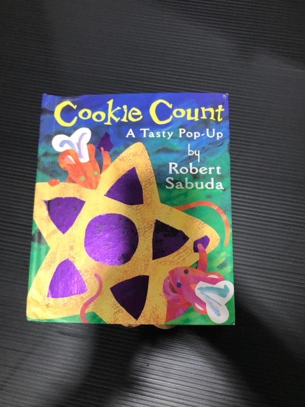 Photo 2 of Cookie Count: A Tasty Pop-Up by Robert Sabuda: Used