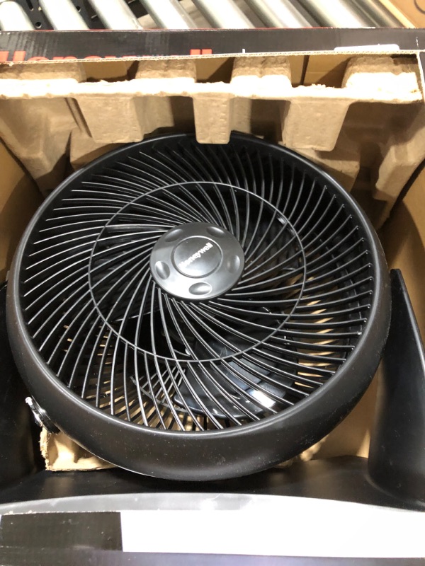 Photo 2 of 12 in. 3 Speed Whole Room Circulator Floor Fan