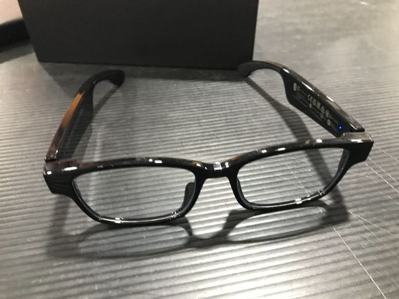 Photo 1 of Razer Anzu Smart Glasses (Small Medium) Rectangle Frame Bundle Blue Light Filter