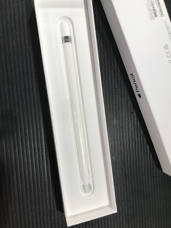 Photo 3 of Apple Pencil