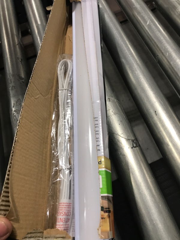 Photo 1 of GE 24 in. Premium LED Linkable Under Cabinet Light Fixture