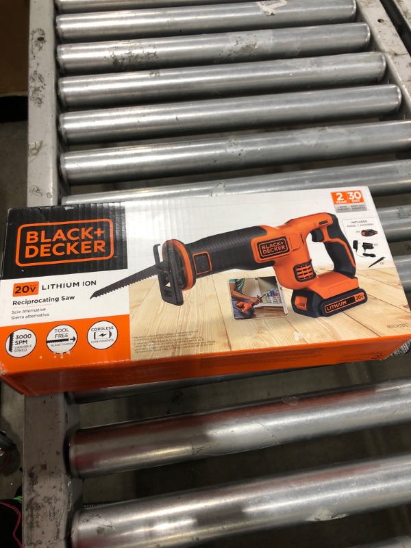 Photo 2 of Black & Decker 20V MAX Variable Speed Cordless Reciprocating Saw
