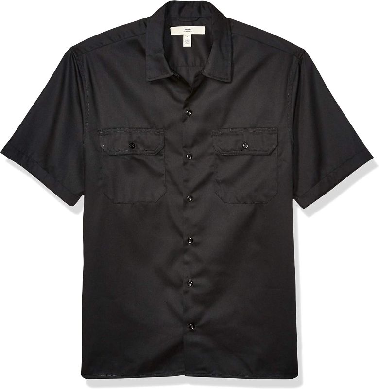 Photo 1 of Amazon Essentials Men's Short-Sleeve Stain and Wrinkle-Resistant Work Shirt
XL