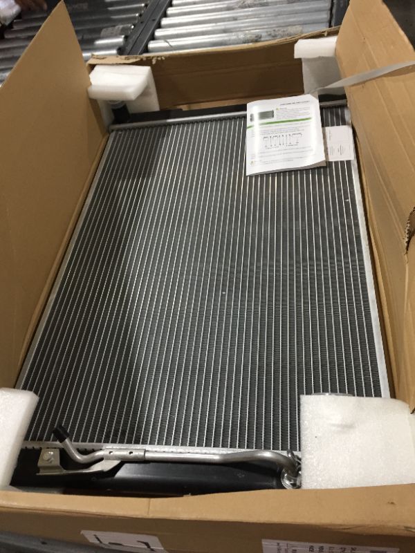 Photo 2 of AUTOSAVER88 Radiator Compatible with 2005 2006 Sienna 3.3L V6 ATRD1067
