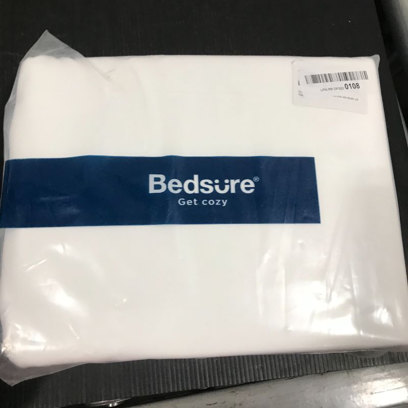 Photo 3 of Bedsure White Duvet Cover King Size - Washed Duvet Cover, Soft King Duvet Cover Set 3 Pieces with Zipper Closure, 1 Duvet Cover 104x90 inches and 2 Pillow Shams
