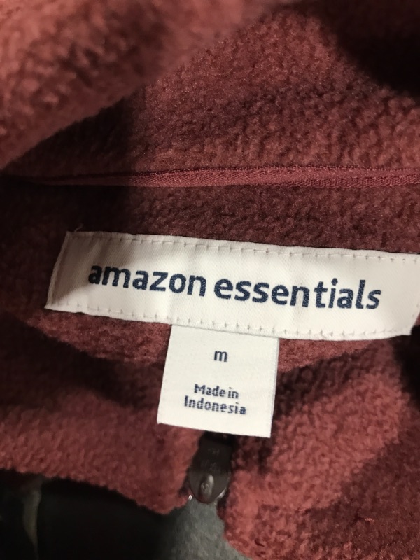 Photo 3 of Amazon Essentials Women's Classic-Fit Long-Sleeve Full-Zip Polar Soft Fleece Jacket SIZE M 