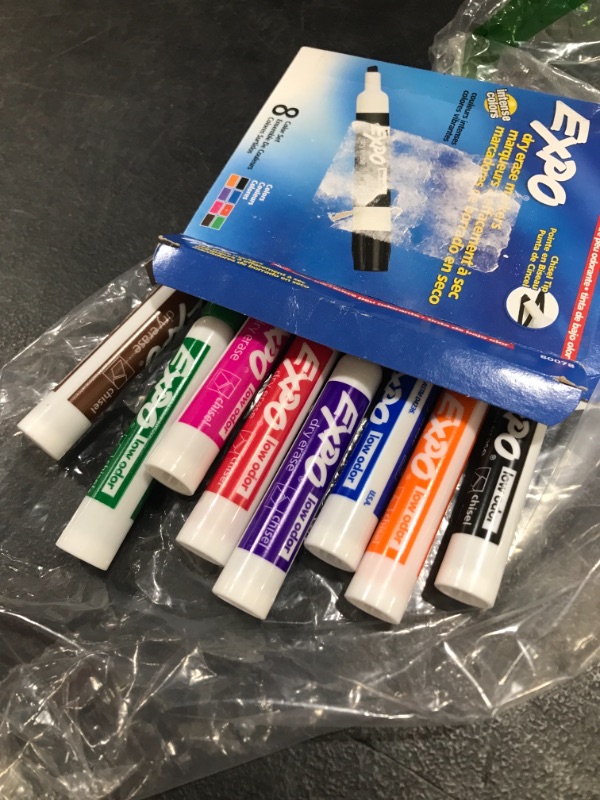 Photo 2 of EXPO 80078 Low Odor Dry Erase Markers