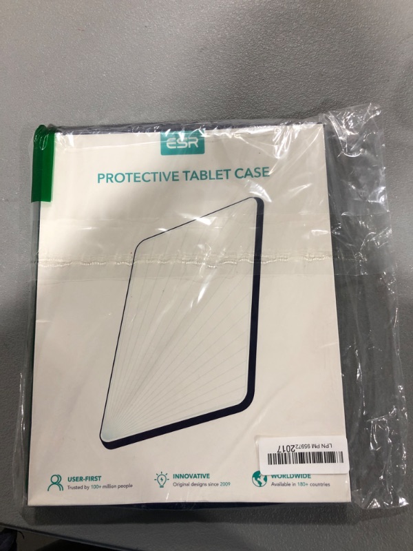 Photo 2 of ESR Soft Case for iPad Pro 12.9” 2020/2018