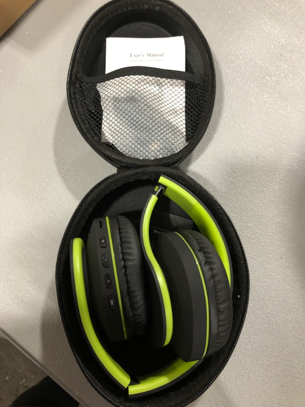 Photo 4 of Bluetooth Headphones Over-Ear