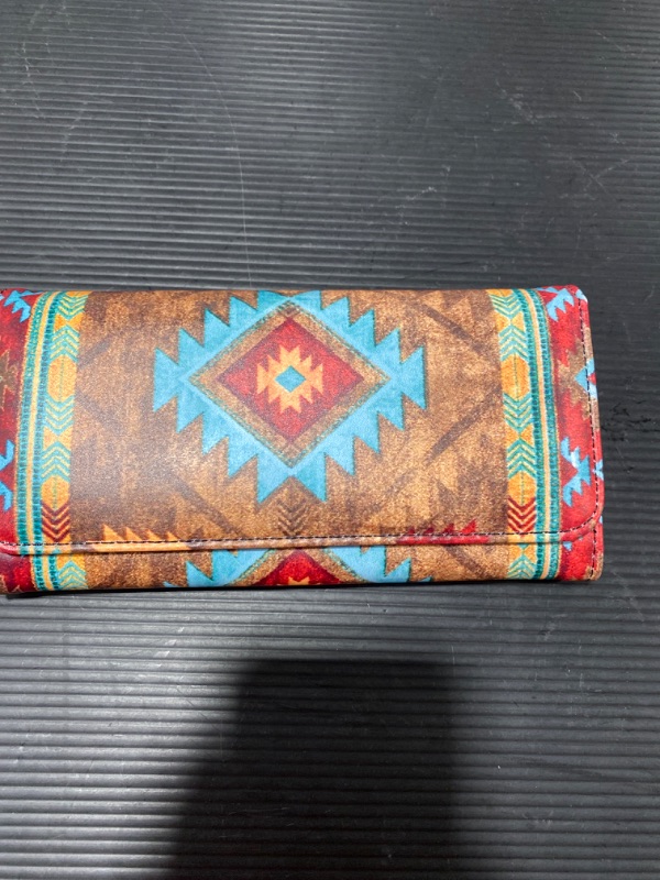 Photo 2 of Binienty Custom Long Wallets for Women, Aztec Style Tribal Geometric Design Trifold Wallet Ladies Purses
