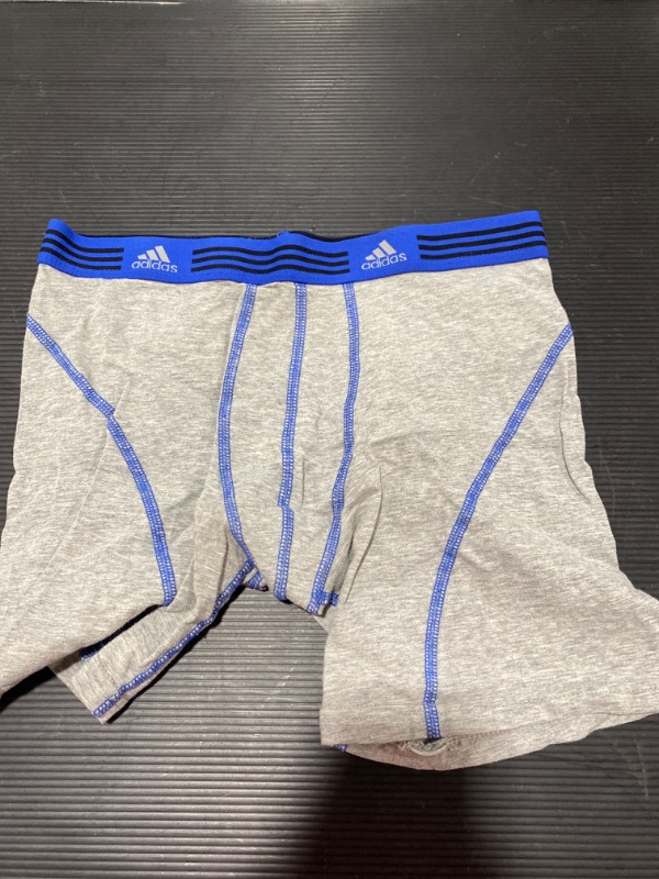 Photo 1 of adidas Men's Sport Performance Midway UnderweaR   SIZE SMALL 