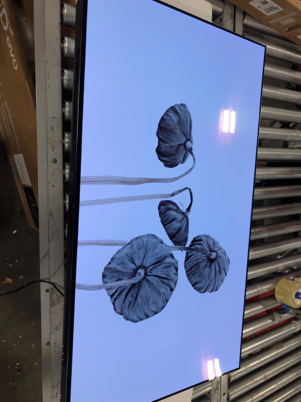 Photo 1 of LG 42-Inch Class OLED evo C2 Series Alexa built-in 4K Smart TV, 120Hz Refresh Rate, AI-Powered 4K, Dolby Vision IQ and Dolby Atmos, WiSA Ready, Cloud Gaming (OLED42C2PUA, 2022)
