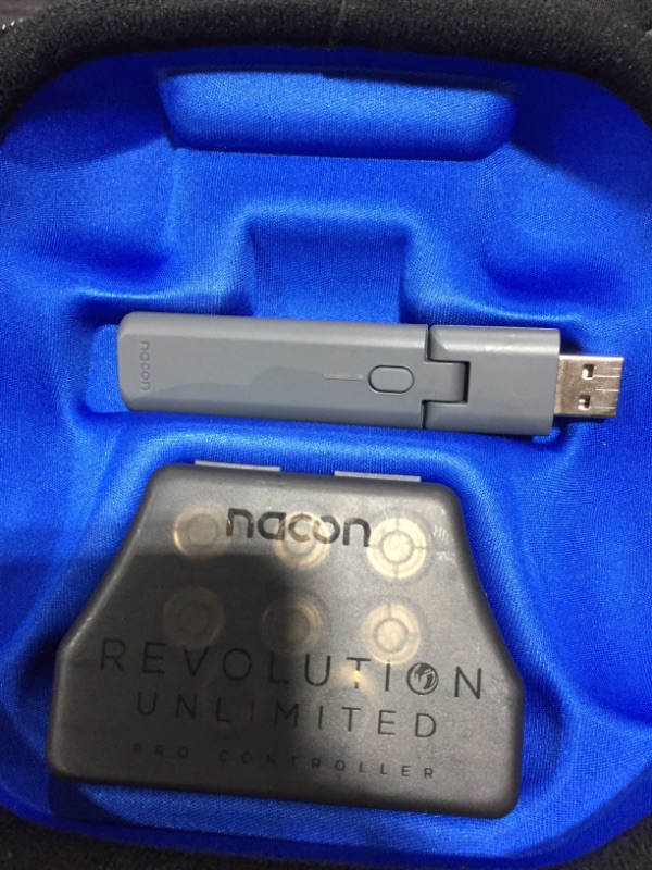 Photo 4 of NACON Controller Esports Revolution Unlimited Pro V3 PS4 Playstation 4 / PC - Wireless/Wired - Nacon-311608