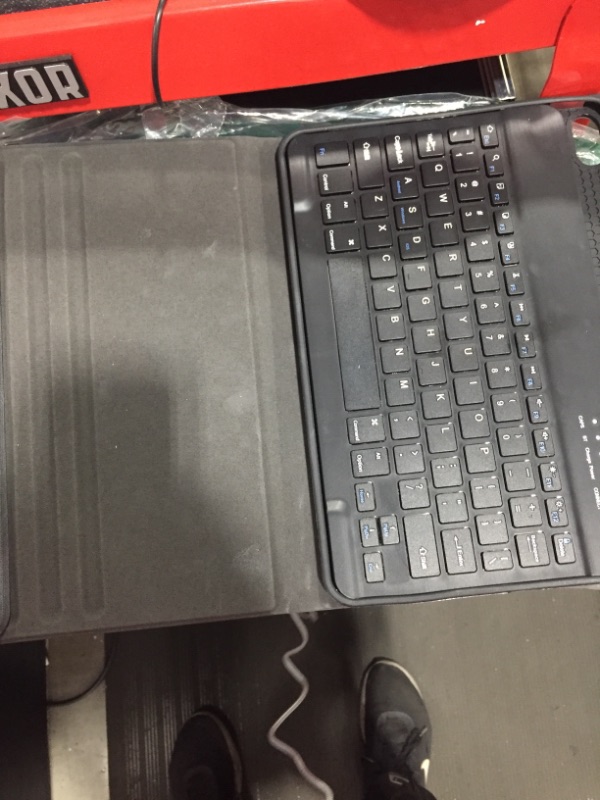 Photo 2 of iPad Air 4th Generation Case with Keyboard USB NOT INCLUDED