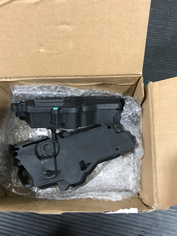 Photo 2 of 2 Pcs Power Door Lock Actuator 746-148 746-149 Front Rear Left & Right Driver Passenger Side Fit Ford Excursion Expedition F150 F250 F350 F450 Ranger Taurus Mazda B2300 B2500 B3000 B4000 Mercury
