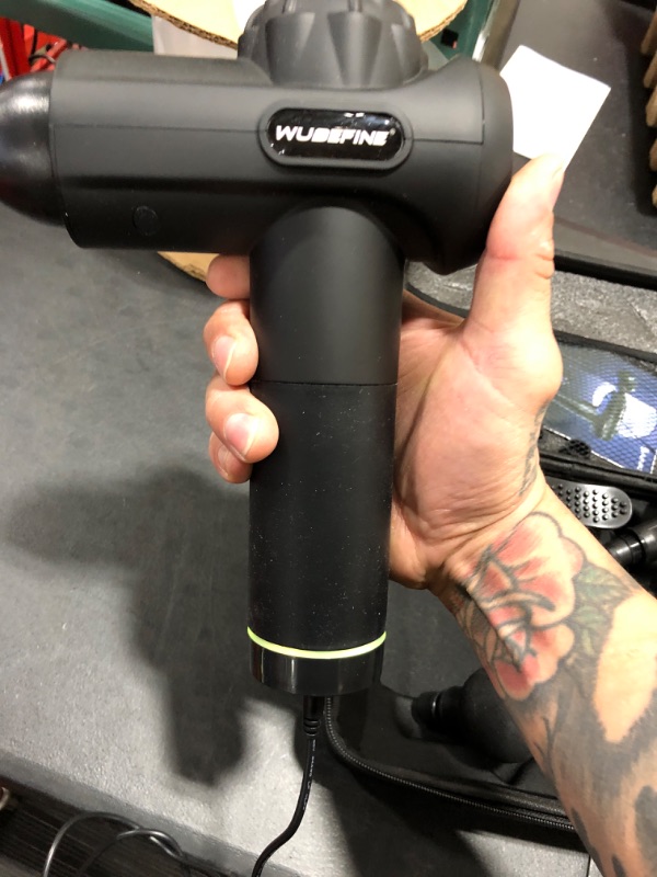 Photo 3 of AERLANG Massage Gun