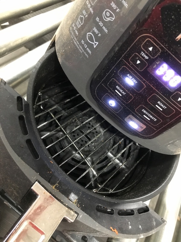 Photo 4 of 4 Qt. Electric Black Air Fryer with Recipe Book (AF101)