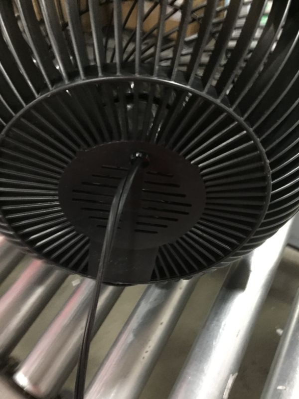 Photo 4 of 12 in. 3 Speed Whole Room Circulator Floor Fan