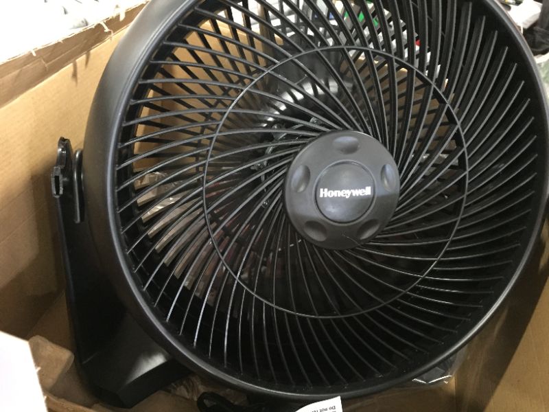 Photo 2 of 12 in. 3 Speed Whole Room Circulator Floor Fan