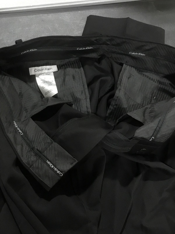 Photo 3 of 2 piece suit Calvin Klein  SZ 20