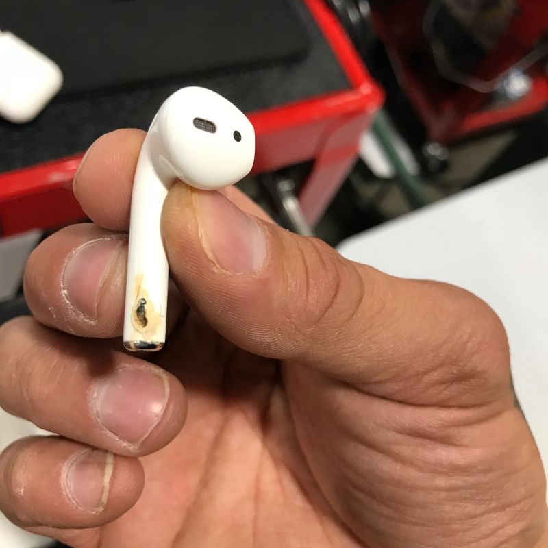 Photo 3 of Apple AirPods with Charging Case (Latest Model)