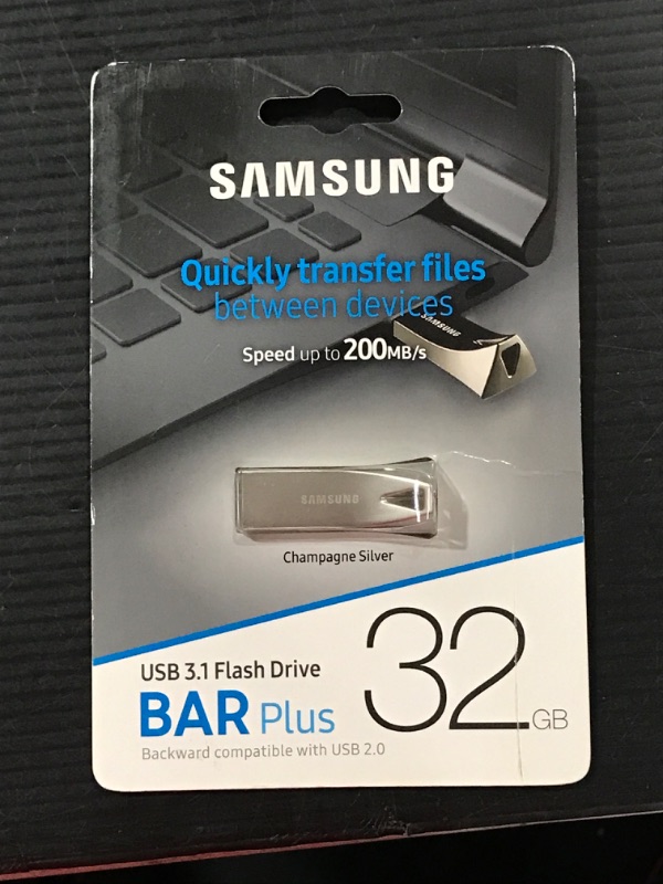 Photo 2 of Samsung 32GB USB 3.1 Gen 1 BAR Plus Flash Drive (Silver)