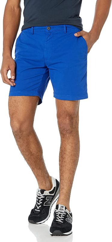 Photo 1 of Amazon Brand - Goodthreads Men's 7" Inseam Flat-Front Comfort Stretch Chino Short- 31