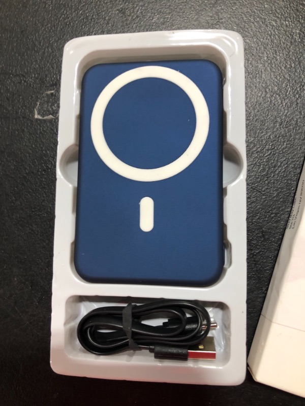 Photo 1 of DEKSMO Wireless Power Bank 10000mAh Fast Charging,Wireless Magnetic Portable Charger USB C PD 22.5W, 20W Mini Slim Laptop Girl Phones Battery Pack for iPhone 13/12/11/10 Pro Max/Mag-Safe/Samsung