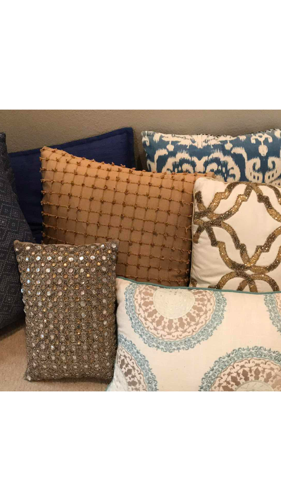 Photo 2 of 13-DECORATIVE THROW PILLOWS