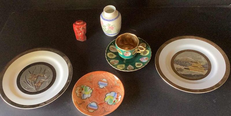 Photo 1 of VINTAGE AND CONTEMPORARY JAPANESE PLATES