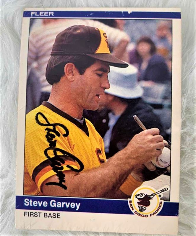 Photo 1 of COLLECTIBLE SIGNED STEVE GARVEY BASEBALL CARD