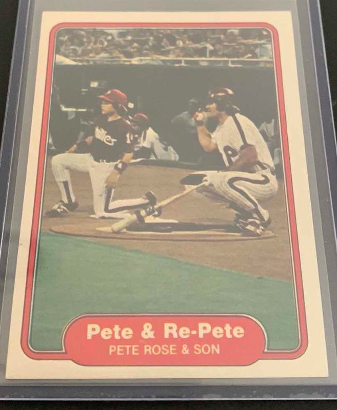 Photo 1 of 1982 FLEER PETE ROSE & RE-PETE CARD