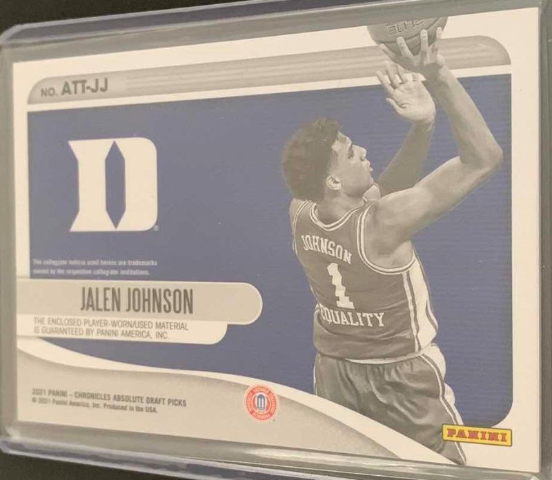 Photo 2 of 2021 PANINI JALEN JOHNSON TRIPLE PATCH ROOKIE CARD ABSOLUTE MEMORABILIA DUKE UNIVERSITY JERSEY CARD