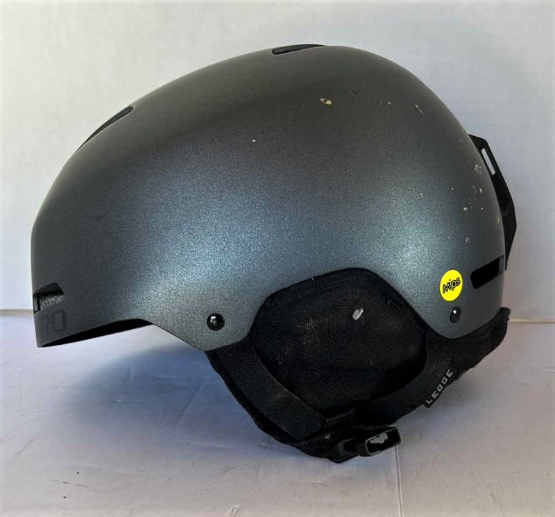 Photo 1 of GIRO SNOW SPORTS HELMET MIPS LEDGE SIZE MED