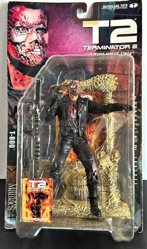 Photo 1 of COLLECTIBLE TERMINATOR 2 JUDGEMENT DAY BOXED FIGURE