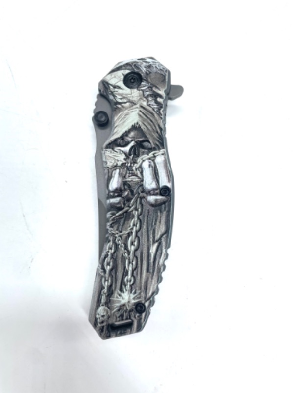 Photo 1 of Gray Skull Holding Chains Folding Pocket Knife New