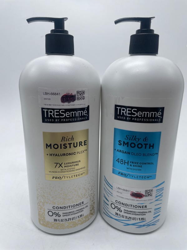 Photo 1 of 2 PACK TRESemmé Smooth and Silky Conditioner with Pump, 39 oz Hydraulic plex & Argan Oleo Blend 
