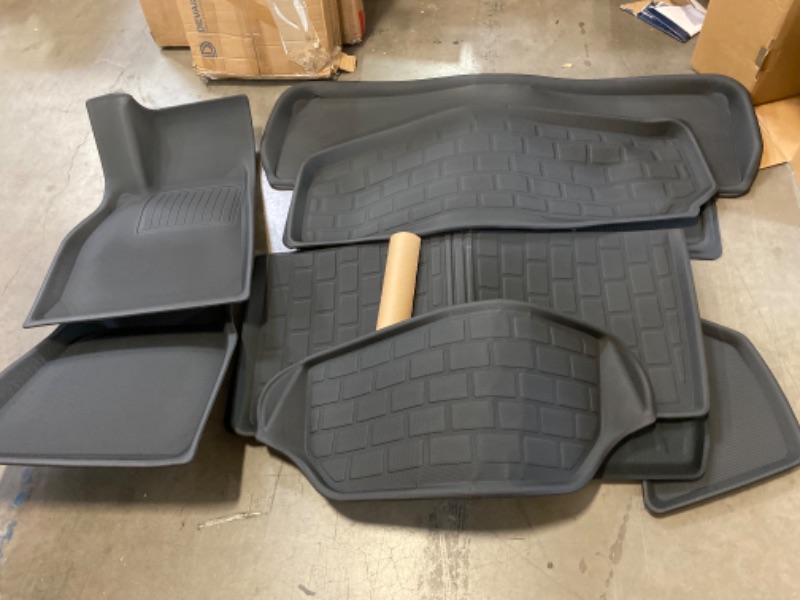 Photo 2 of CA234 2021 TESLA MODEL S FLOOR MAT 