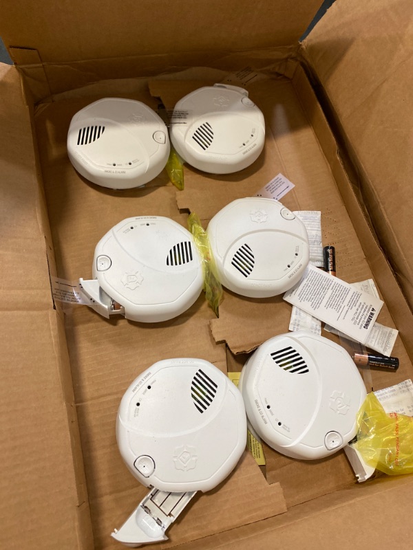 Photo 2 of First Alert BRK SC7010BV-6 Hardwired Smoke and Carbon Monoxide (CO) Detector with Photoelectric Sensor, Pack of 6 Pack of 6 Photoelectric Technology with Voice Detector