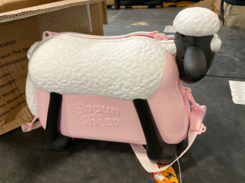 Photo 2 of Shaun the Sheep Kids Ride-On Suitcase Carry-On Luggage
