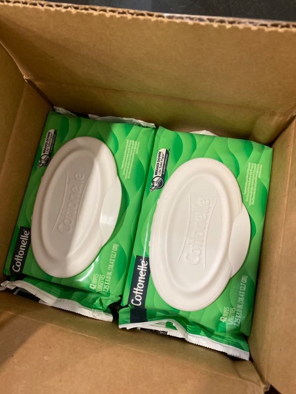 Photo 2 of Cottonelle GentlePlus Flushable Wet Wipes with Aloe & Vitamin E, Adult Wet Wipes, 6 Flip-Top Packs, 42 Wipes per Pack (6 Packs of 42) (252 Total Flushable Wipes), Packaging May Vary 1 NEW 