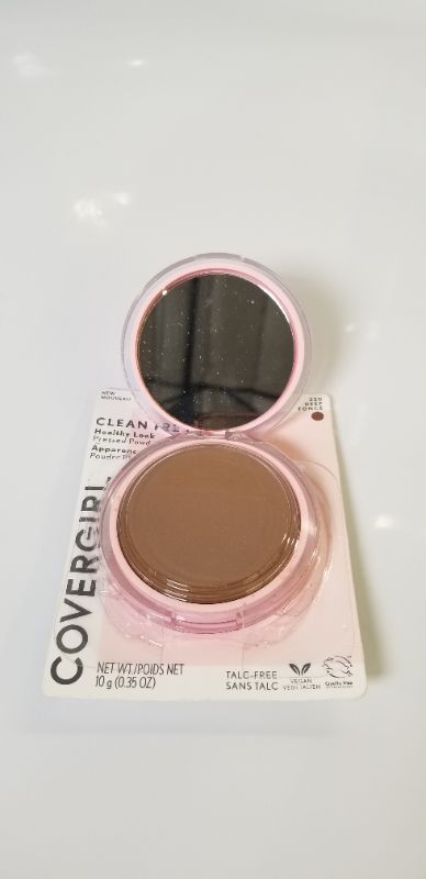 Photo 3 of COVERGIRL COVERGIRL Clean Fresh Pressed Powder 0.35 Ounce, 220 Deep  NEW