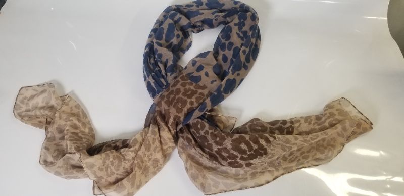 Photo 1 of WOMENS SCARF NEW