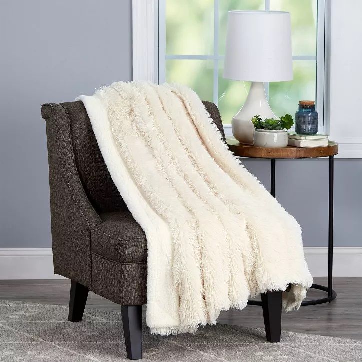 Photo 1 of 60"x70" Faux Fur Throw Blanket (white)