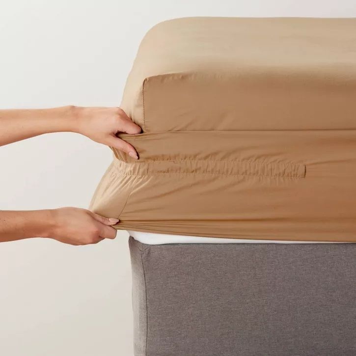 Photo 1 of 300 Thread Count Ultra Soft Fitted Sheet - Threshold (KING)