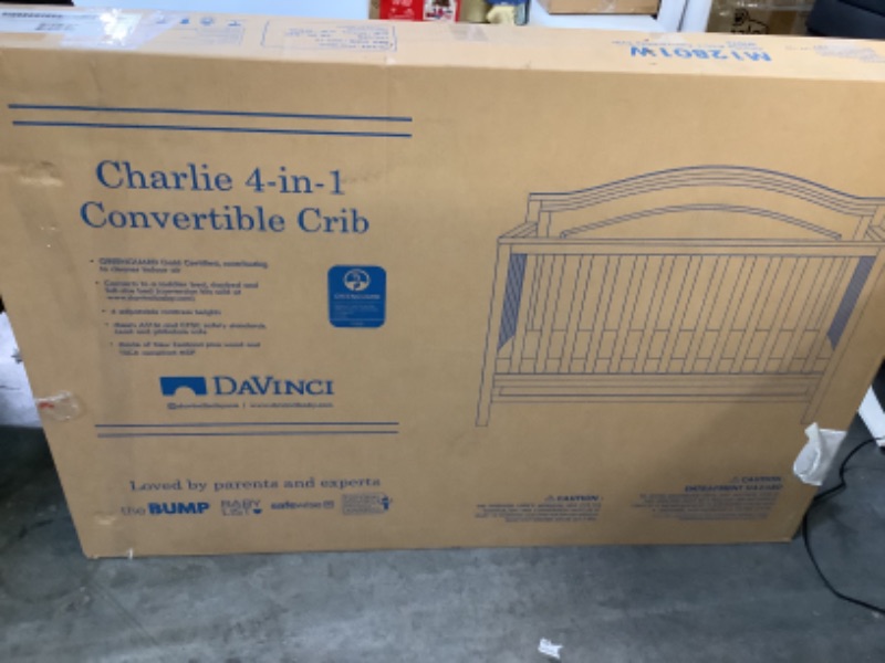 Photo 3 of DaVinci Charlie 4-in-1 Convertible Crib - White