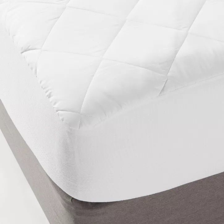 Photo 1 of Machine Washable Waterproof Quilted Mattress Pad - Made By Design twin