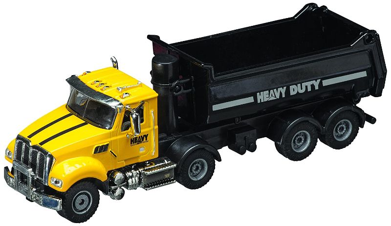 Photo 1 of Daron Worldwide Trading Heavy Duty Dump Truck 1/50 Die Cast
