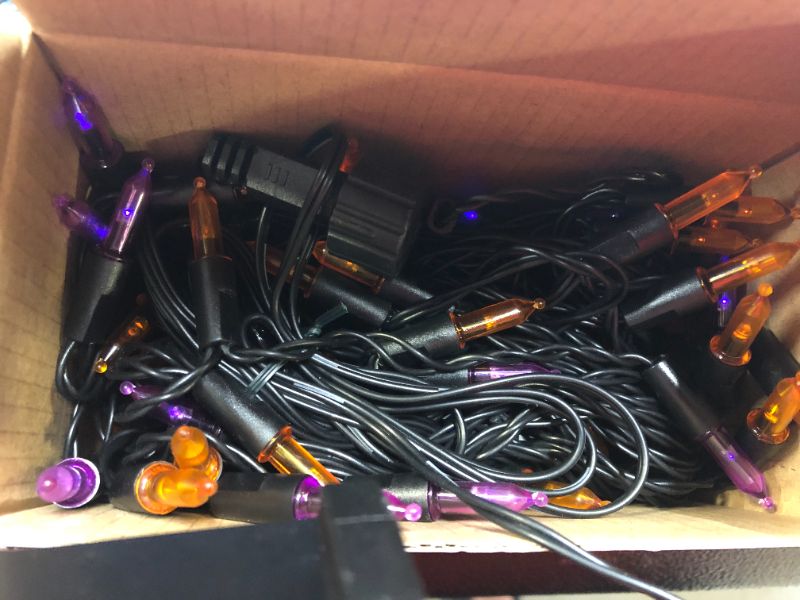 Photo 1 of 100 LED Halloween Purple and Orange String Lights