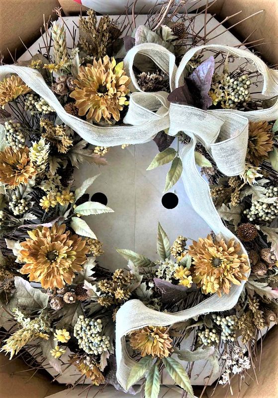 Photo 1 of DRY FLOWER FLORAL WREATH 22”
